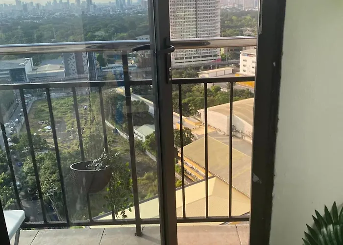 2 Bedroom Unit With 180 Degree View In Ortigas Apartamento Manila
